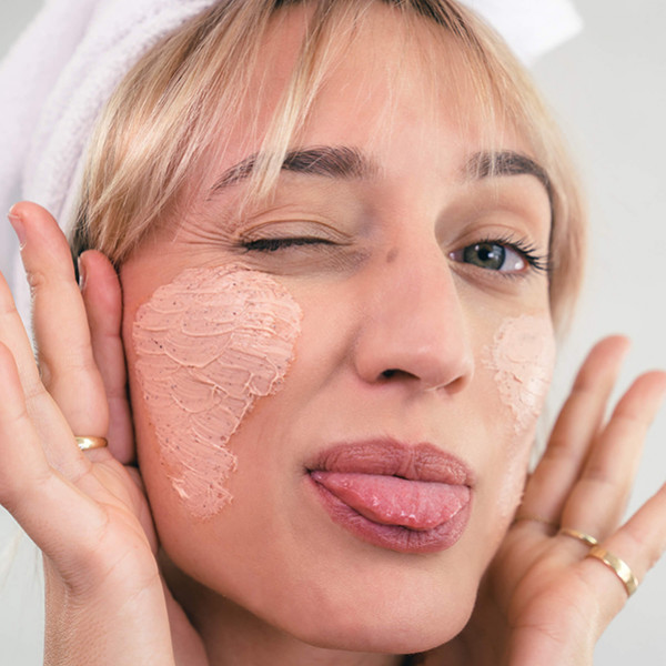 根據您的皮膚類型採用哪種面部磨砂膏？